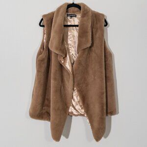Catherine Malandrino Plush Faux Fur Vest – Buttery Soft & Glamorous in Camel